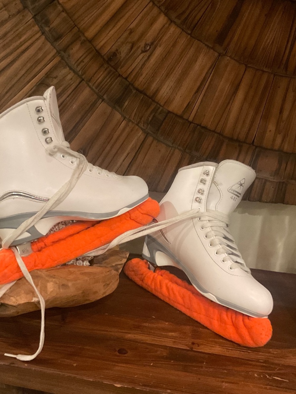 Jackson Ultima Finesse JS 450 Women’s  Figure Skates, Color White, Size 8